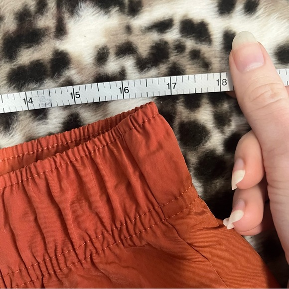 Nike size XL men’s orange drawstring waist shorts - Picture 7 of 8